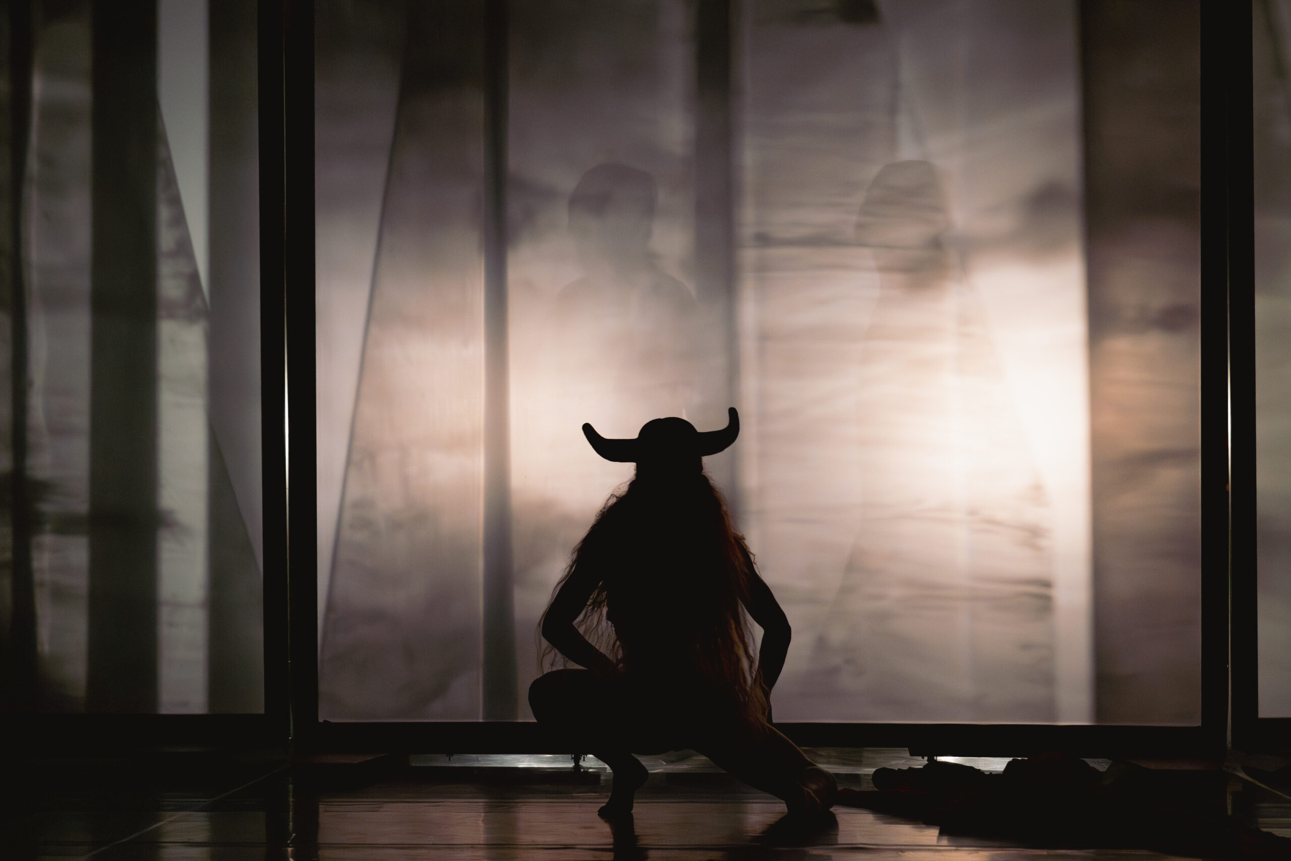 CNOSSO | Malombra / Compagnia Eleina D.